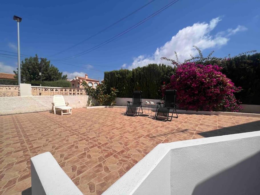 Bungalow In Calpe - Swimming Pool And Tennis Court Exterior foto